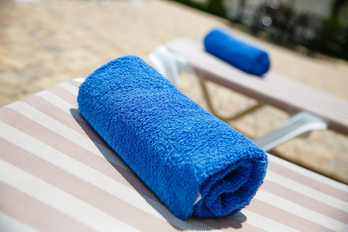 Naples Garden Inn Pool Towels